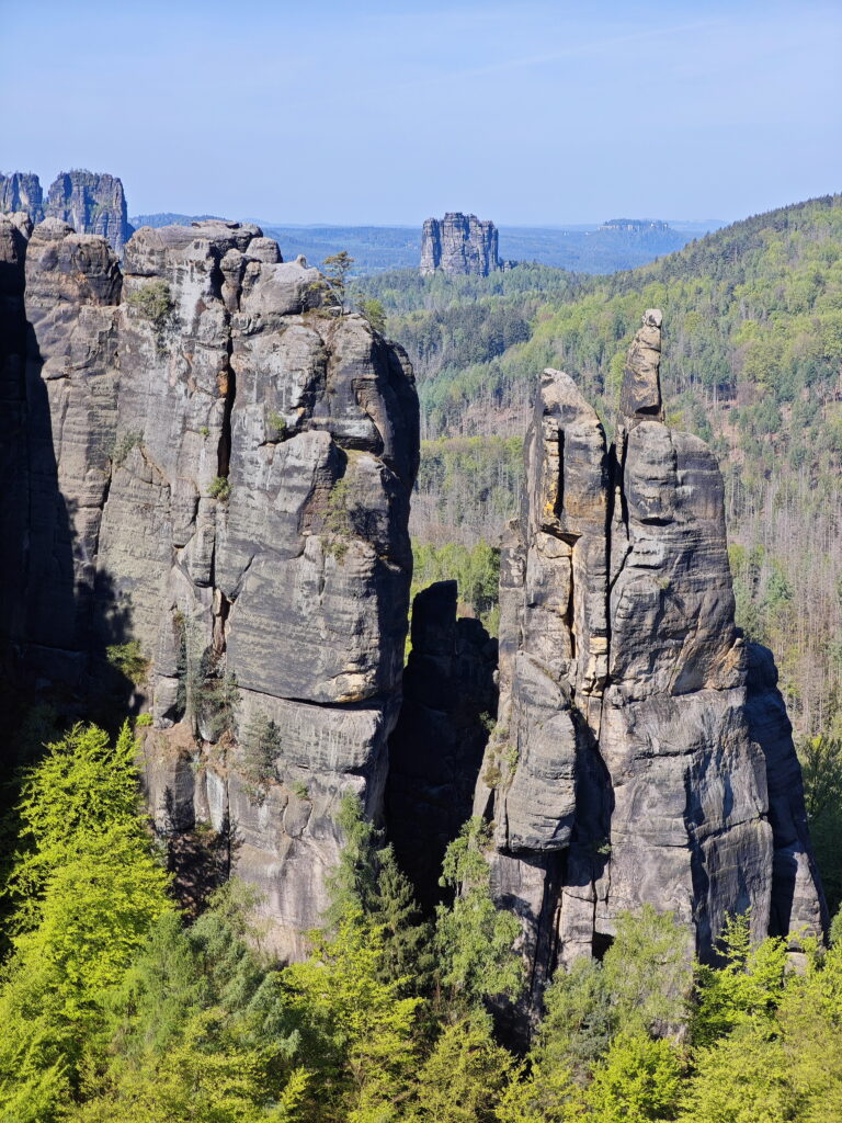 Die traumhaft schöne Landschaft der Affensteine