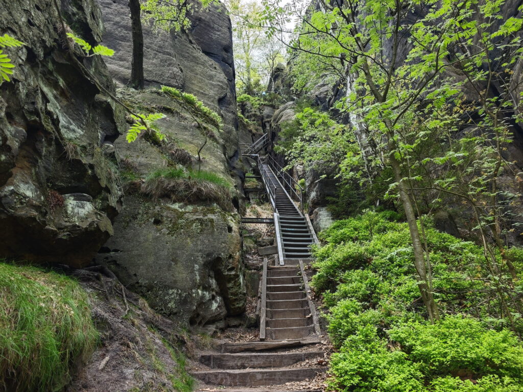 Je weiter du nach oben kommst, desto steiler wird die Heilige Stiege