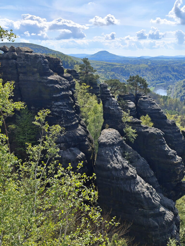 Schrammsteinaussicht - mit Blick auf die Elbe