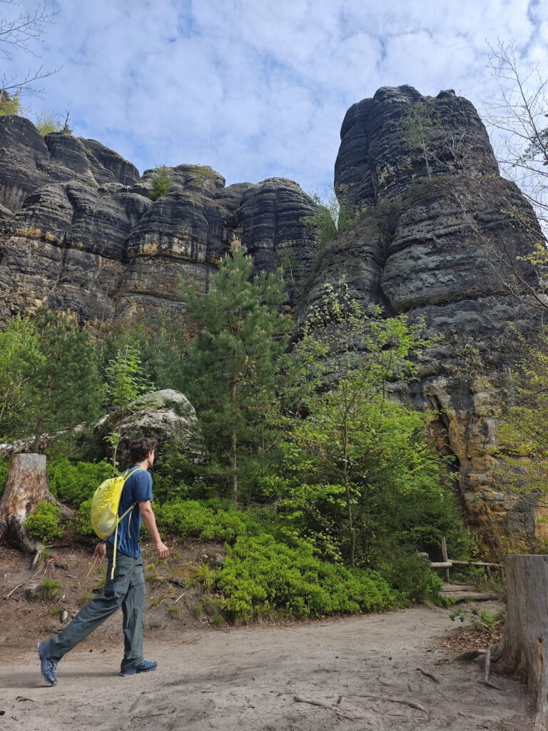 Auf dem Schrammsteinweg wandern