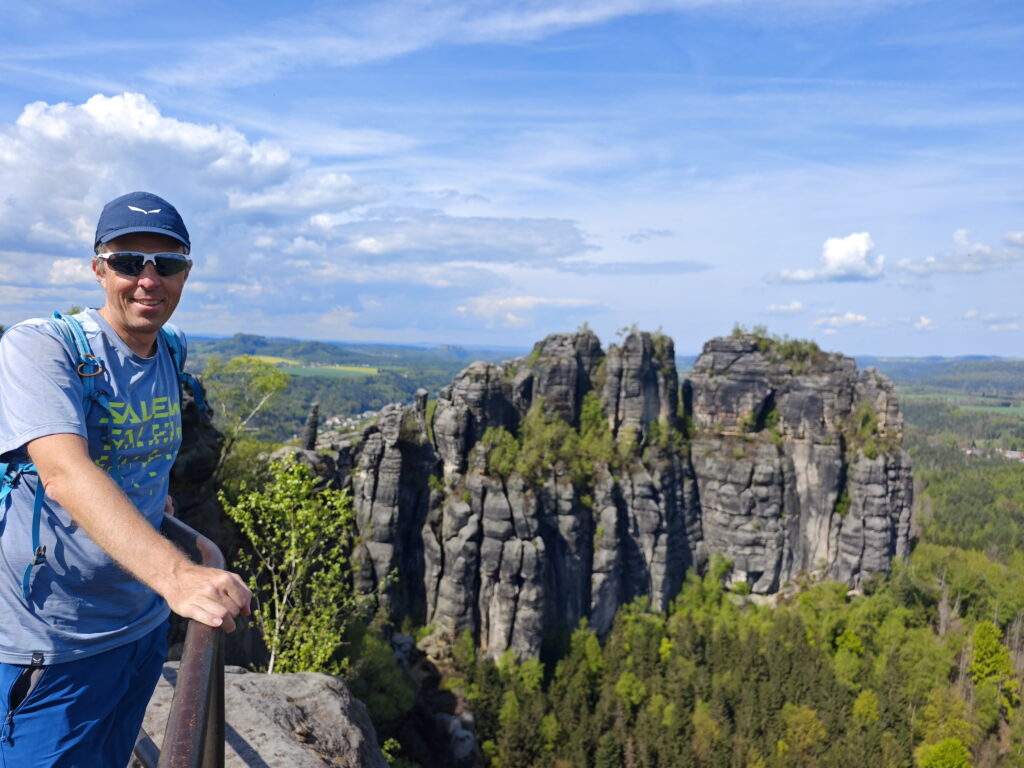 Reiseblogger Markus Schmidt an der Schrammsteinaussicht